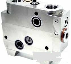 Distribuitor Hidraulic DEUTZ AGROTRON 44185254, 04418525.4, 1525503535