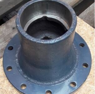 Butuc roata spate autogreder 260.06.00.00.001