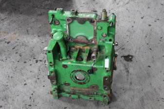 Carcasa PTO  John Deere  RE260100 R249494