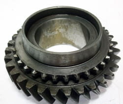 V30309900 Pinion cv Valtra