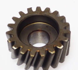 V836855569 Pinion pompa apa
