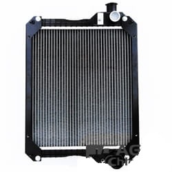 135856A1 Radiator apa CASE IH