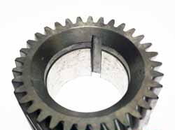 4224833M1 Pinion arbore cotit