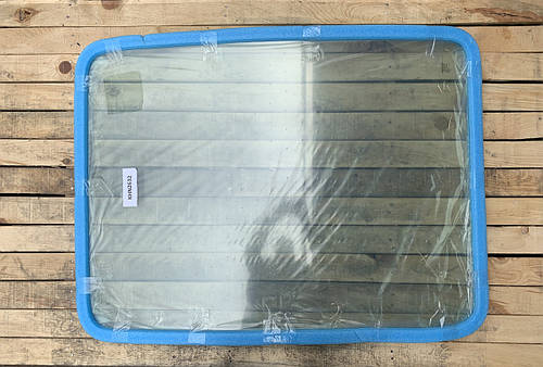 Parbriz CASE KHN2632