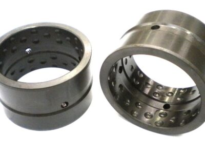 2487835 - BEARING SLEEVE